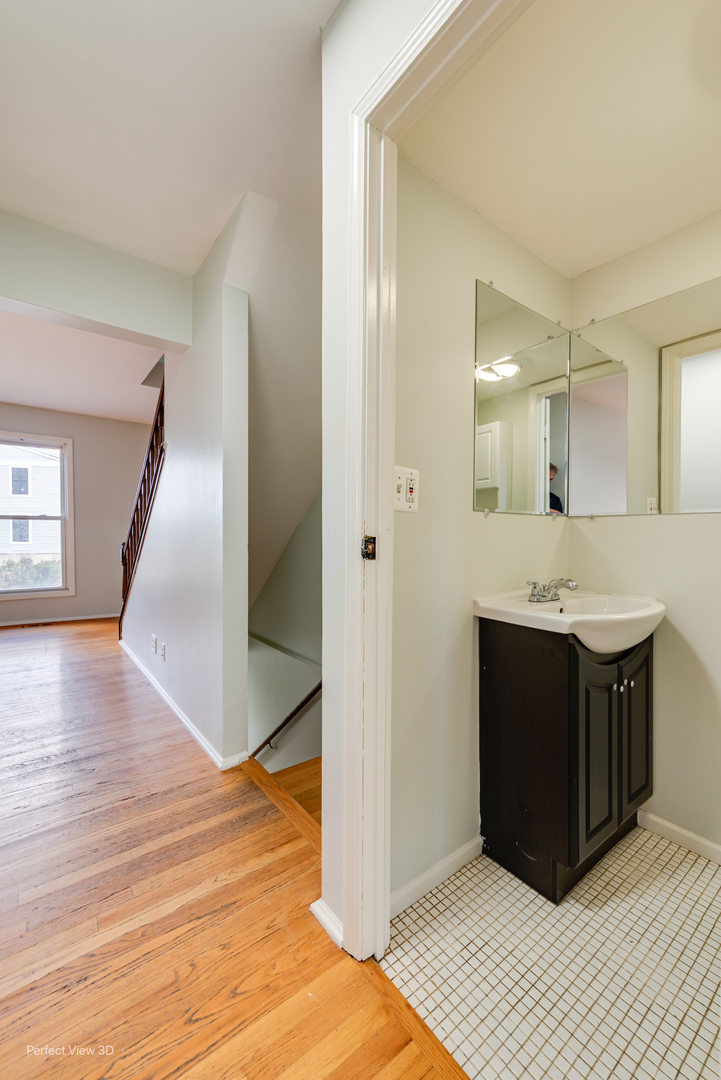 1929 Hastings Court, Schaumburg, IL 60194