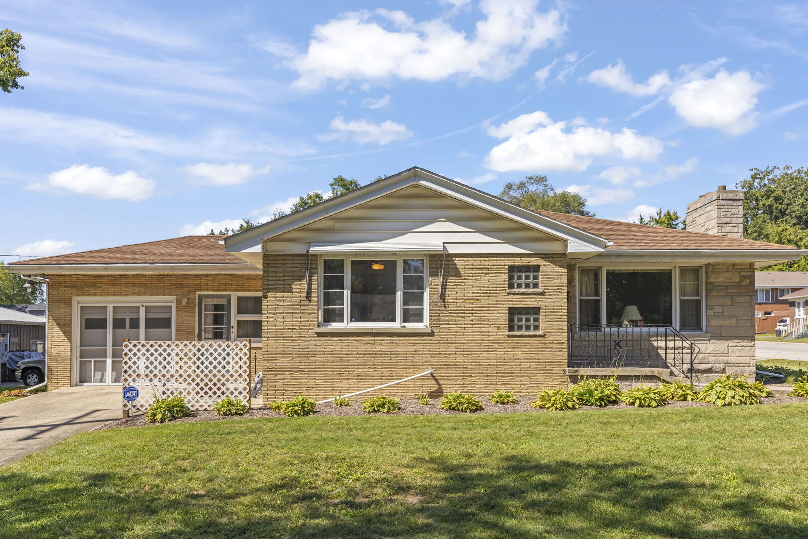 900 Meadow Avenue, Rockdale, IL 60436