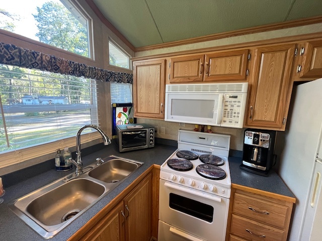 2795 E 28th Lot 823 Road, Seneca, IL 61360