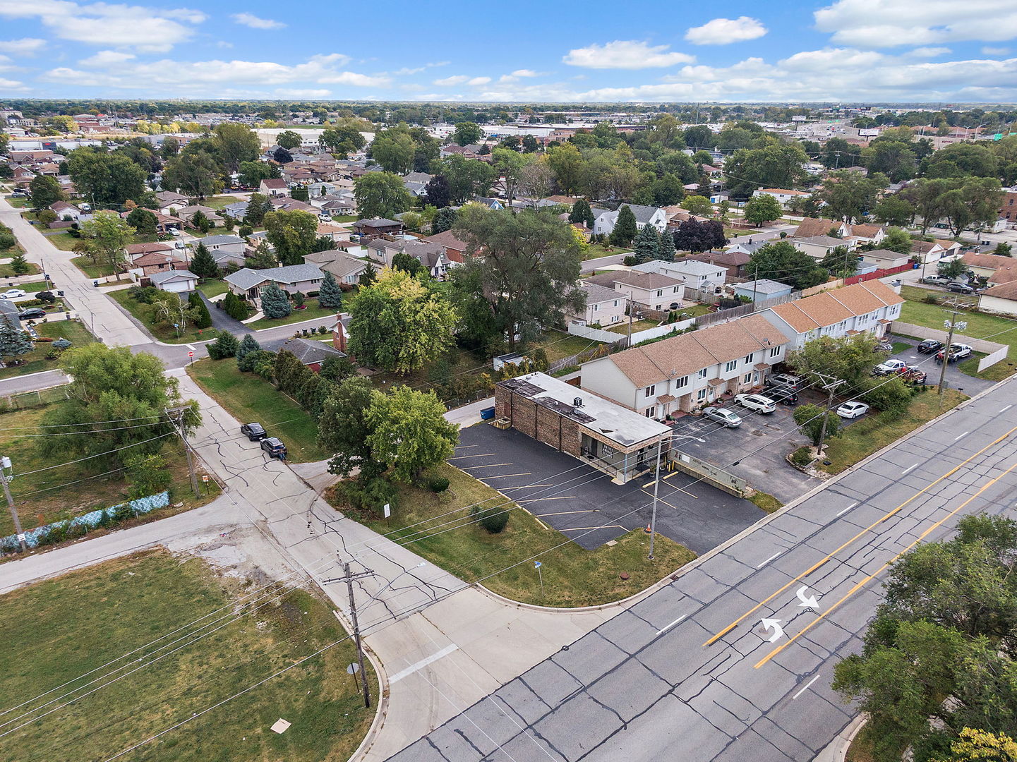 8507 Roberts Road, Justice, IL 60458