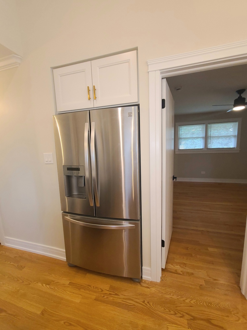 7025 W 84th Street, Burbank, IL 60459