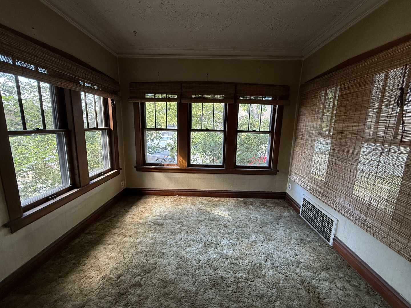 1243 Elmwood Avenue, Berwyn, IL 60402