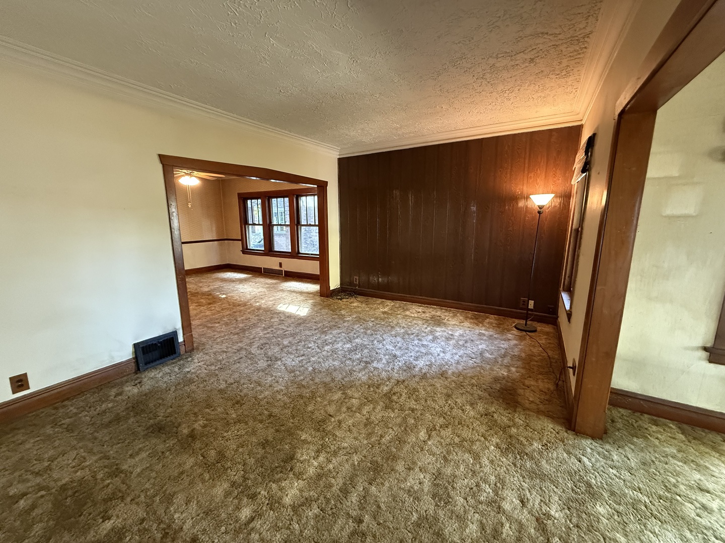 1243 Elmwood Avenue, Berwyn, IL 60402