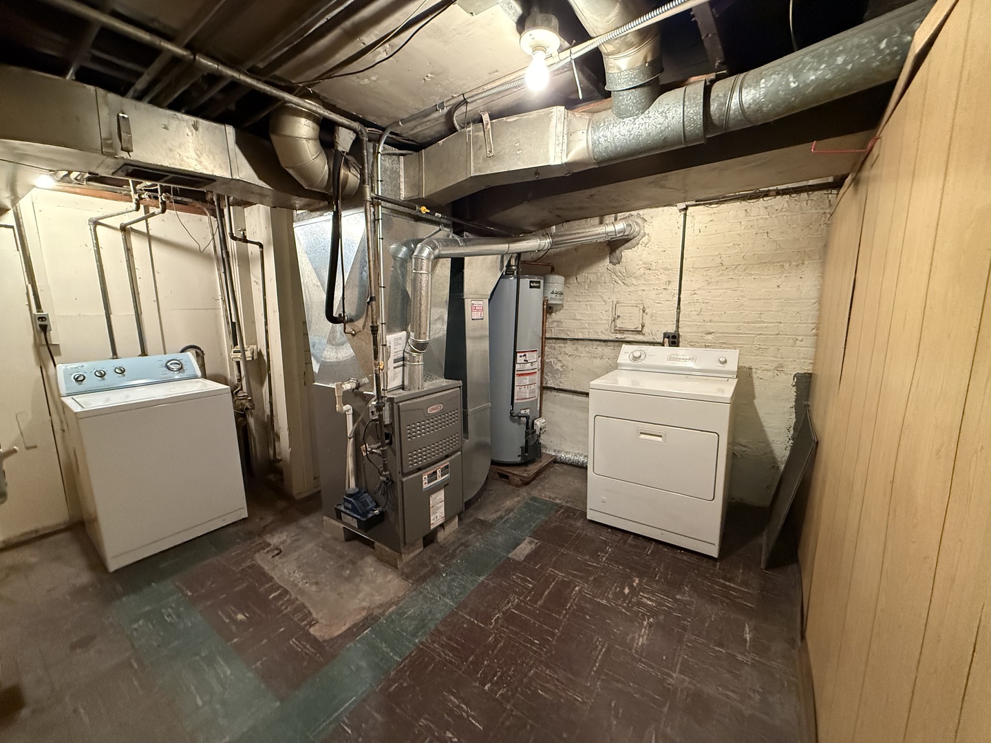 1243 Elmwood Avenue, Berwyn, IL 60402