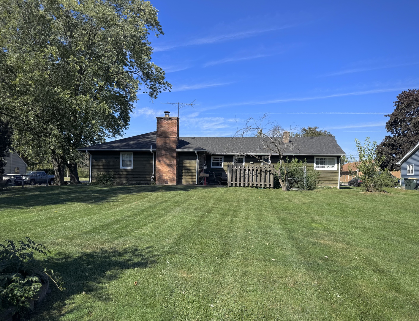 1671 Sheffer Road, Aurora, IL 60505