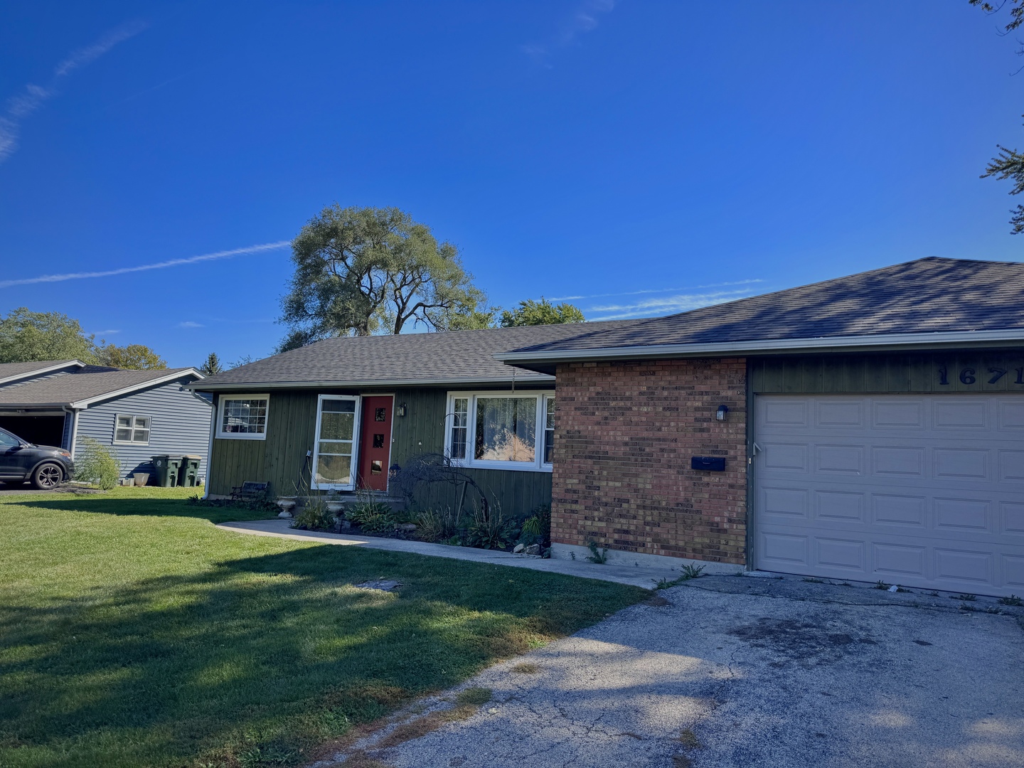 1671 Sheffer Road, Aurora, IL 60505