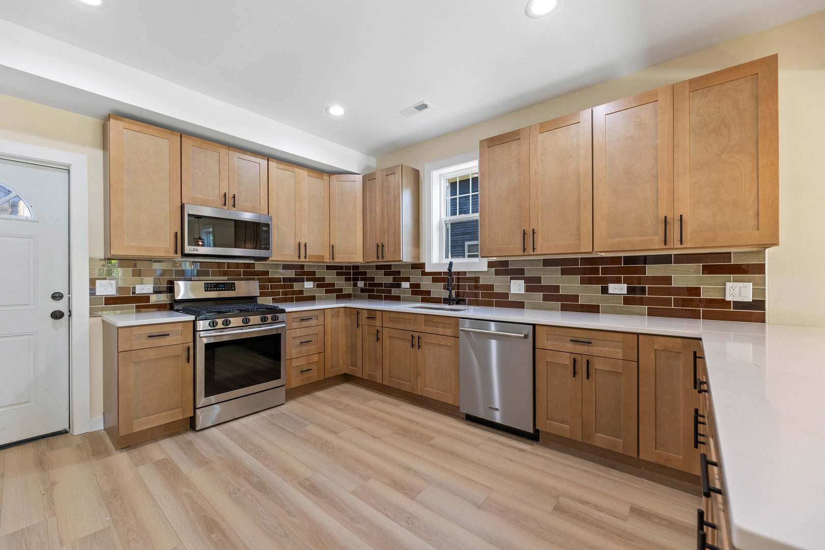 76 N 4th Street #76, Aurora, IL 60505