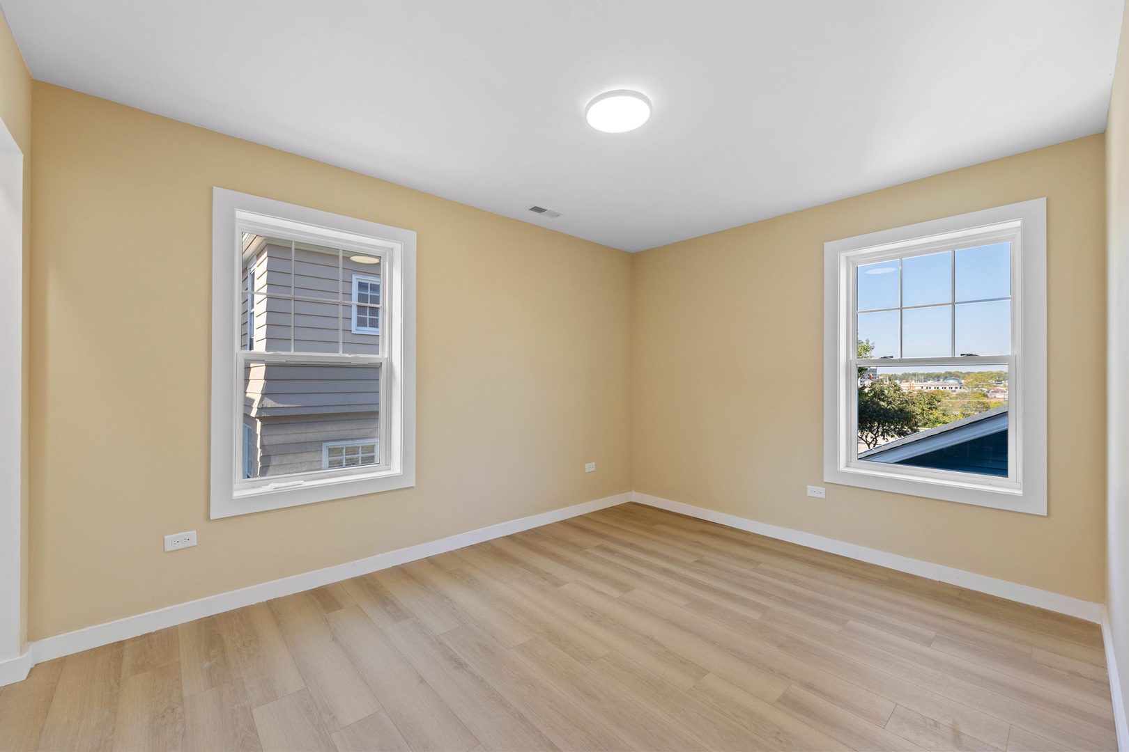 76 N 4th Street #76, Aurora, IL 60505