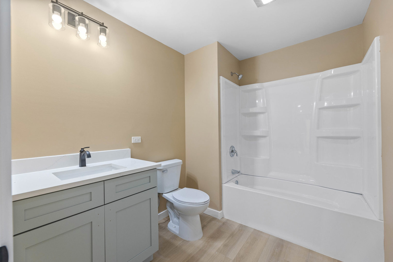 76 N 4th Street #76, Aurora, IL 60505