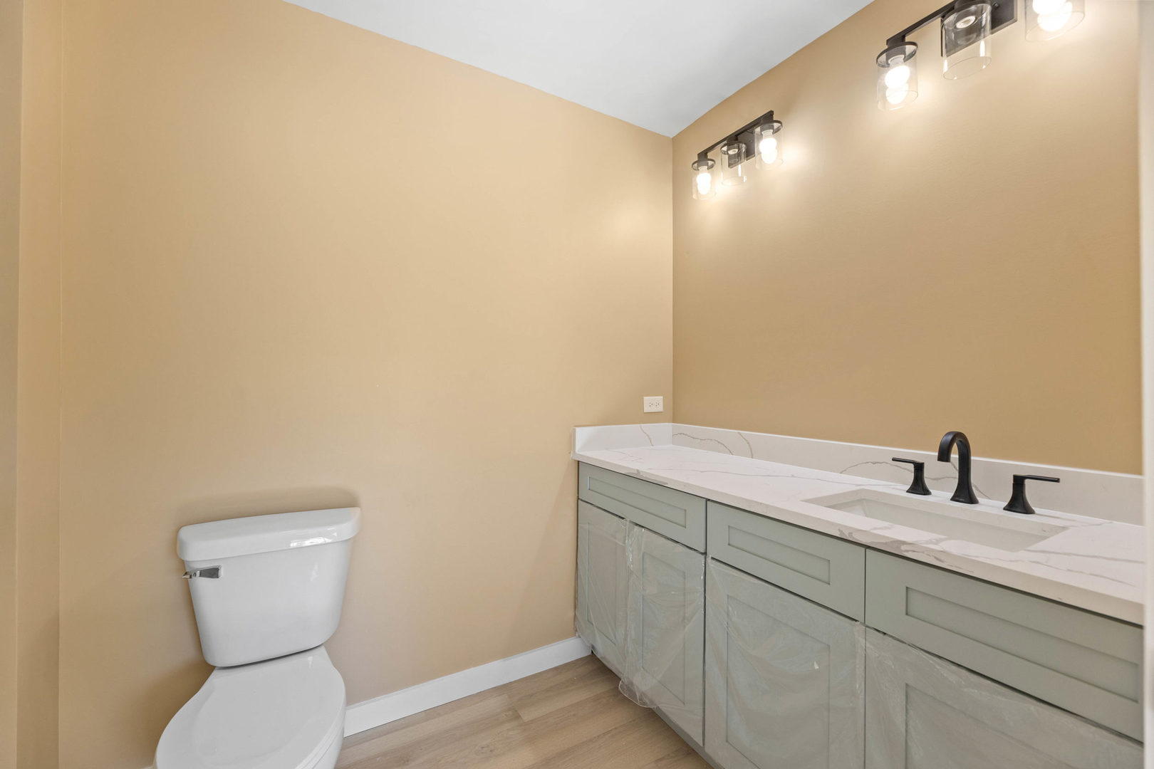 76 N 4th Street #76, Aurora, IL 60505