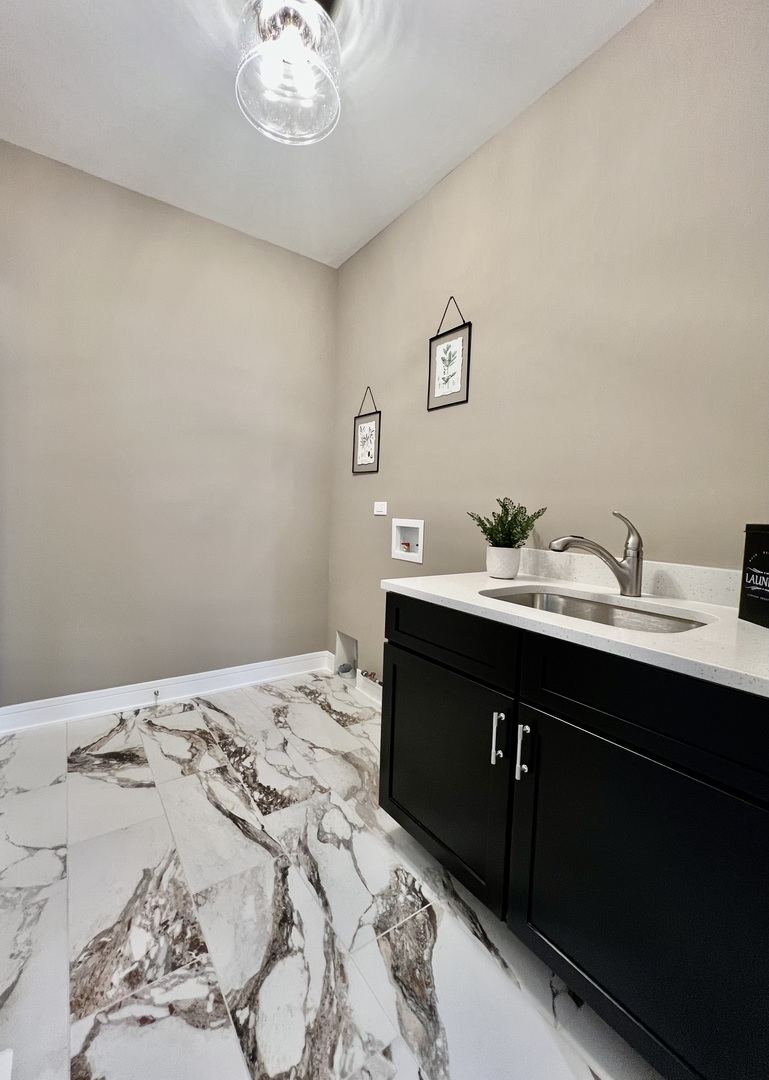 45 Steeple Bend Lane, Evergreen Park, IL 60805