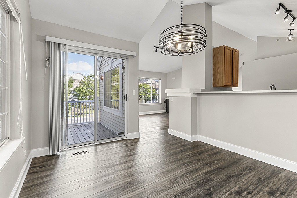 161 Lucerne Court, Wheeling, IL 60090