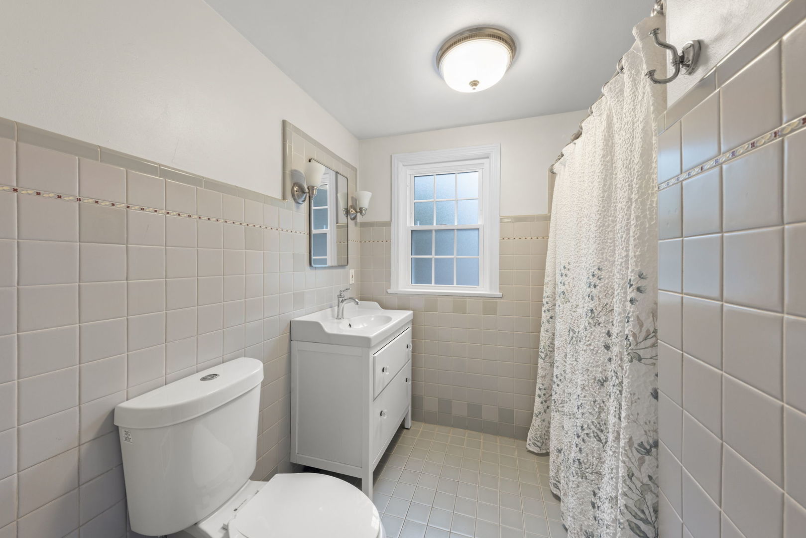 812 N President Street, Wheaton, IL 60187