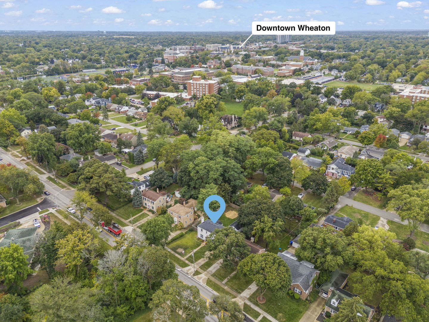 812 N President Street, Wheaton, IL 60187