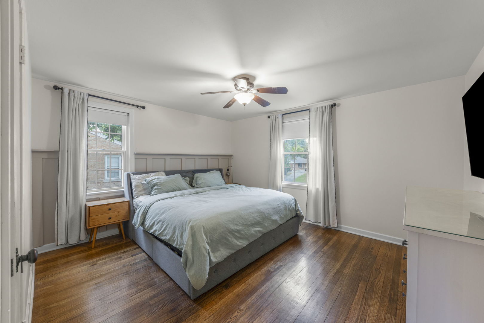 812 N President Street, Wheaton, IL 60187