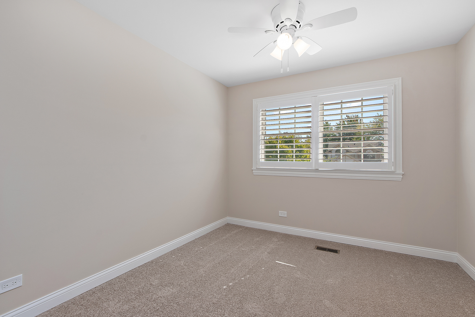 10534 Golf Road, Orland Park, IL 60462