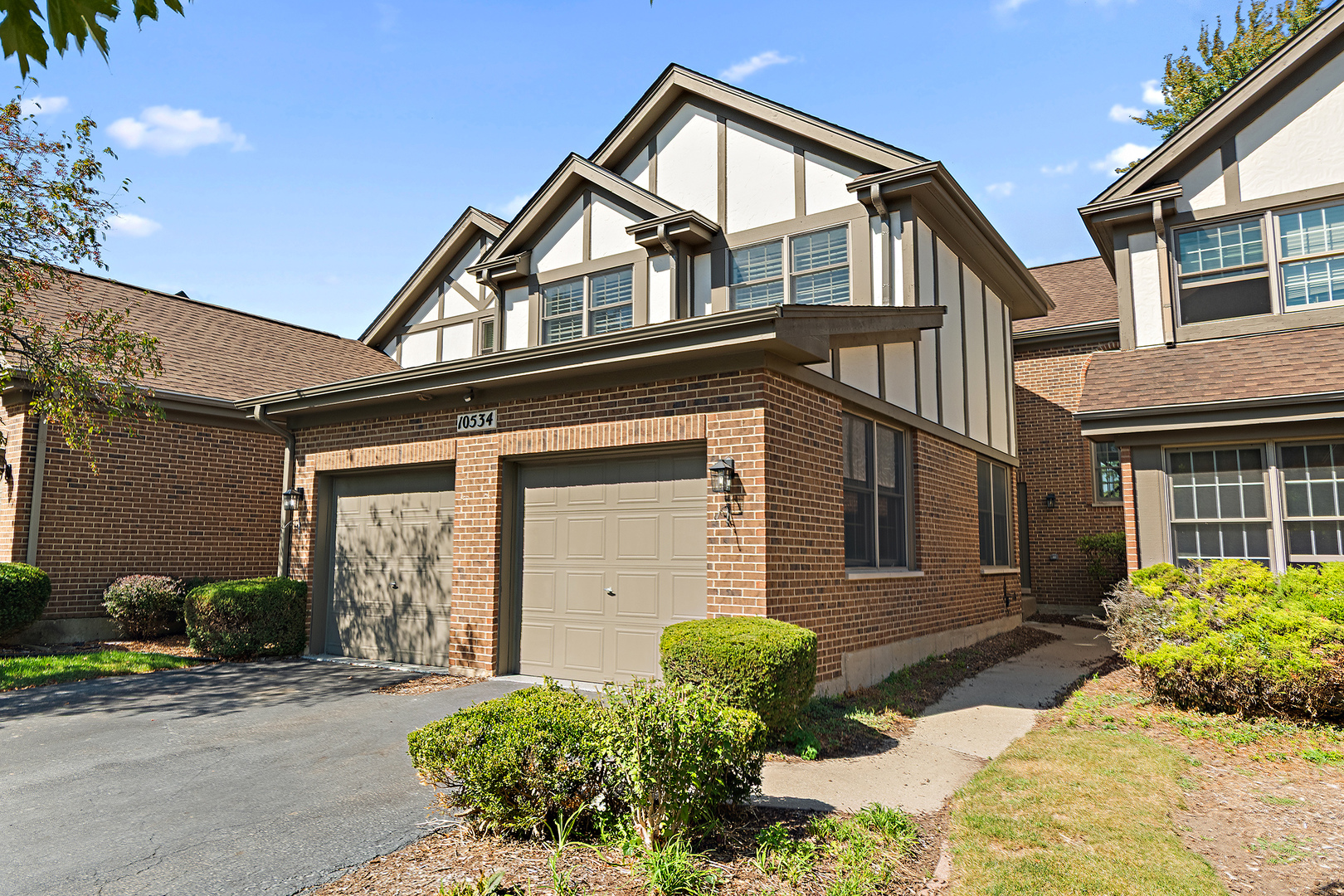 10534 Golf Road, Orland Park, IL 60462