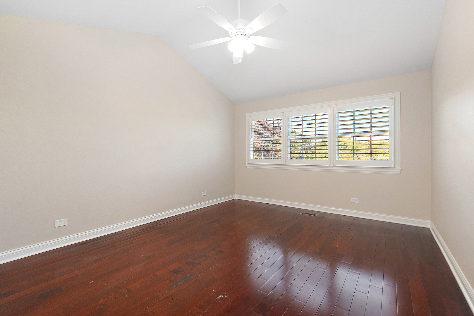 10534 Golf Road, Orland Park, IL 60462