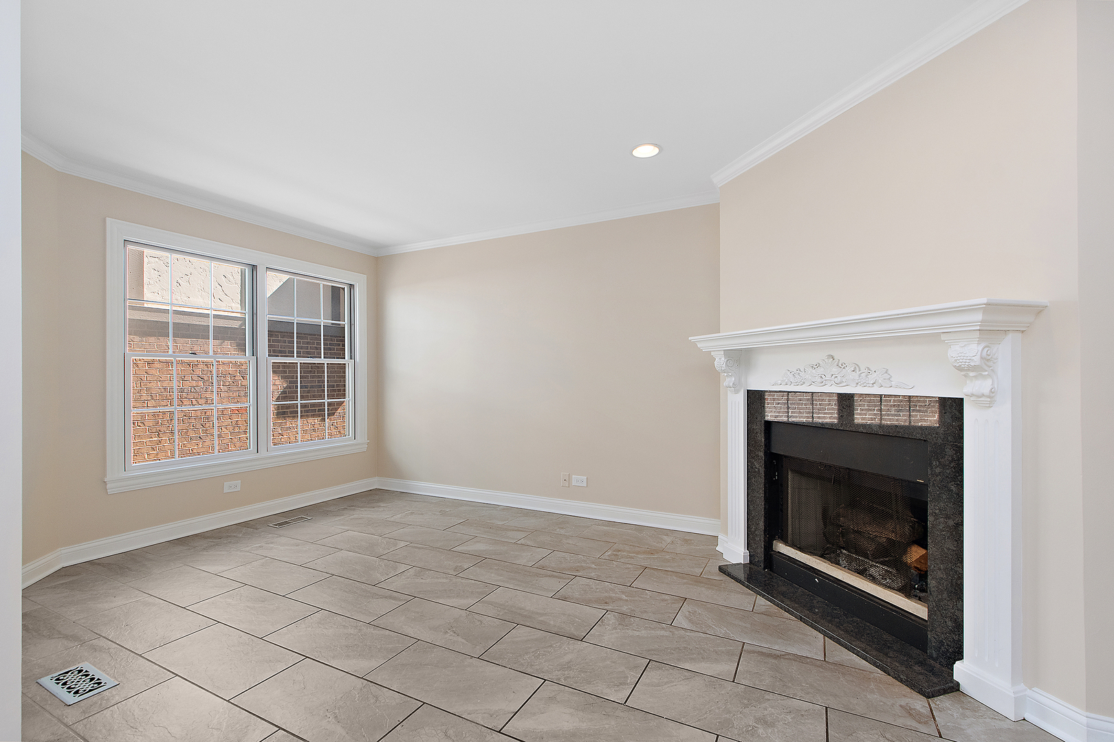 10534 Golf Road, Orland Park, IL 60462
