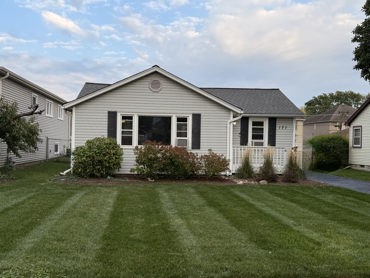 171 N Elmwood Avenue, Wood Dale, IL 60191