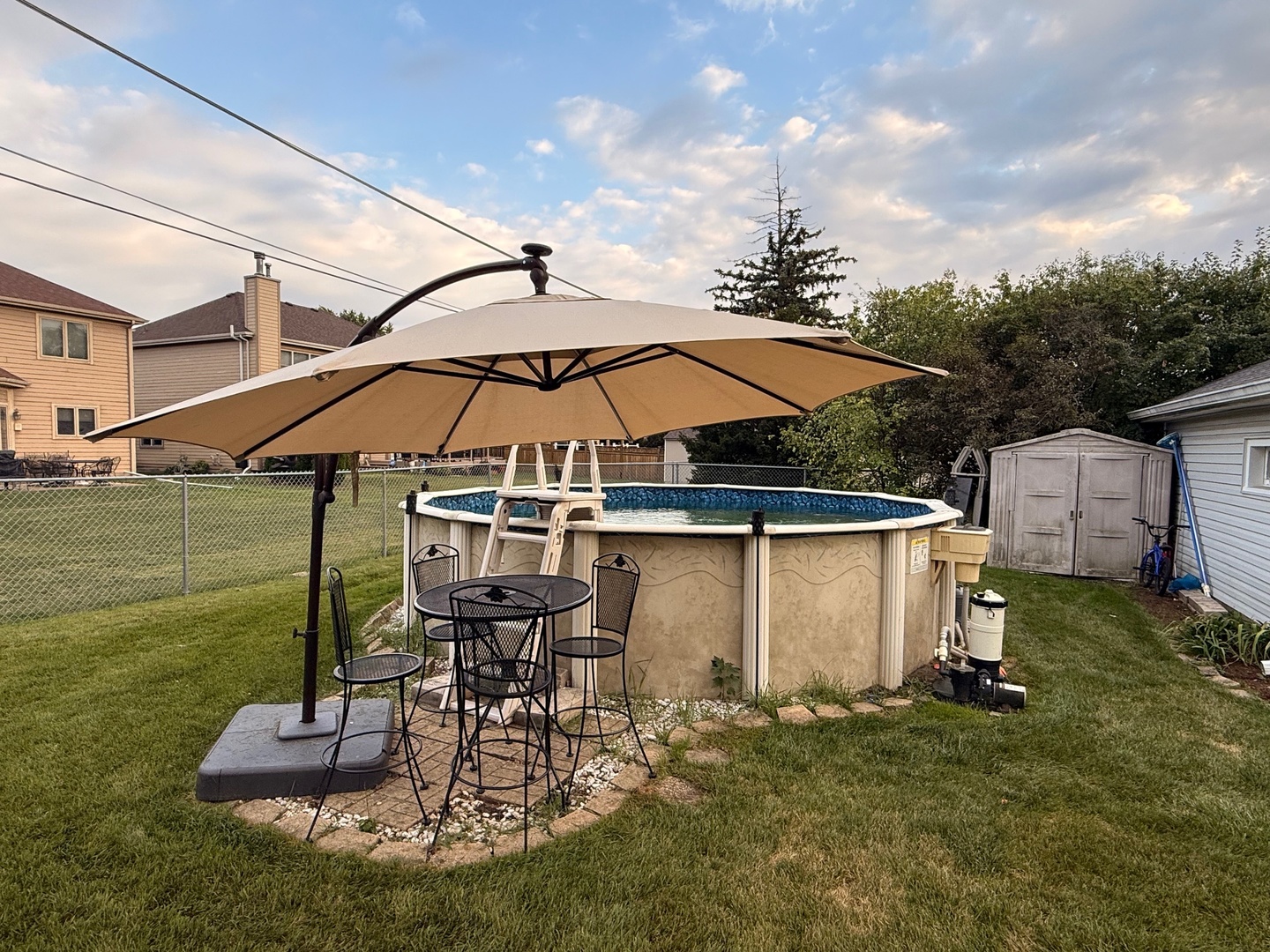 171 N Elmwood Avenue, Wood Dale, IL 60191