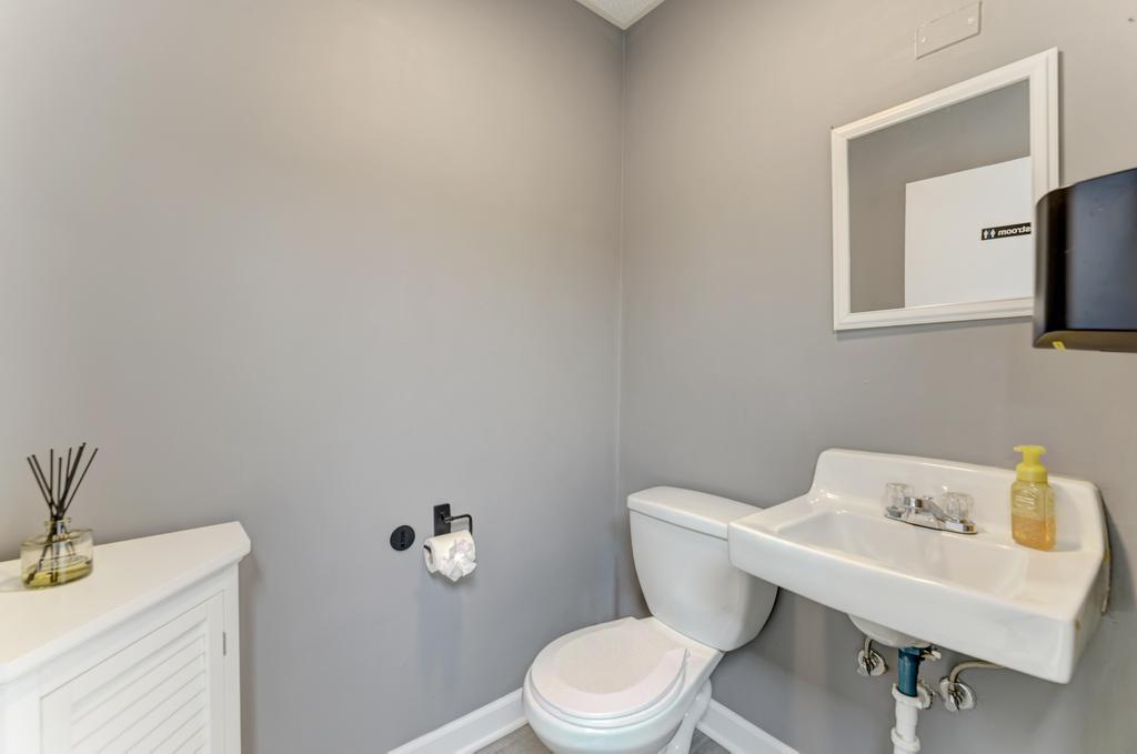 4260 Westbrook Drive #110, Aurora, IL 60504