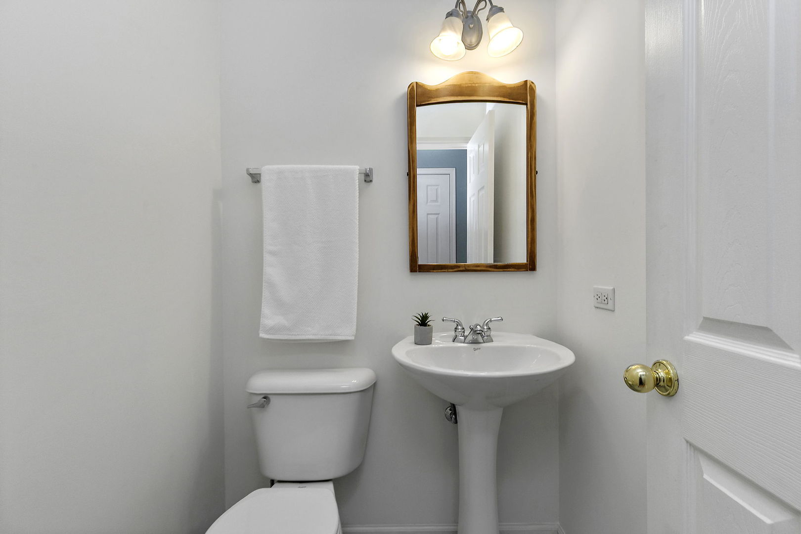 1823 Kelberg Avenue, Hoffman Estates, IL 60192