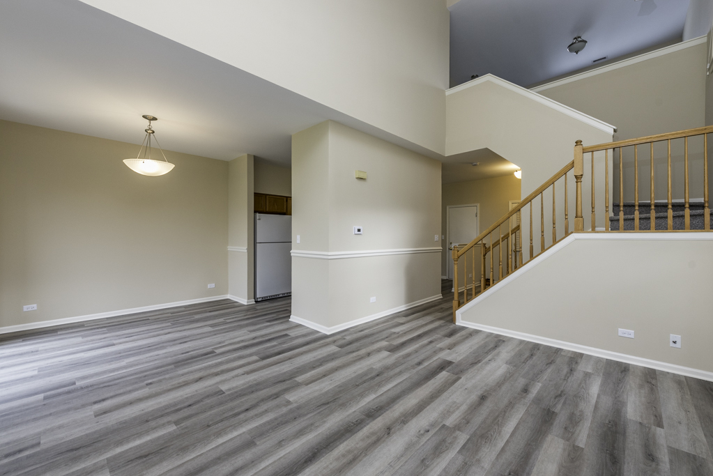 17876 W Braewick Road, Gurnee, IL 60031