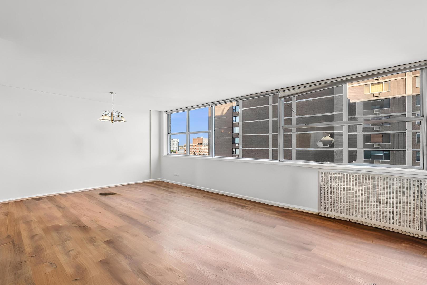 6301 N Sheridan Road #14E, Chicago, IL 60660