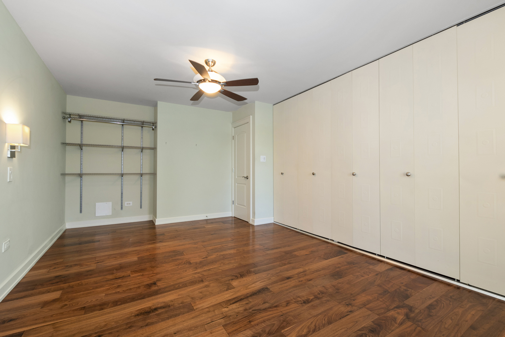 3939 Saratoga Avenue #E-214, Downers Grove, IL 60515