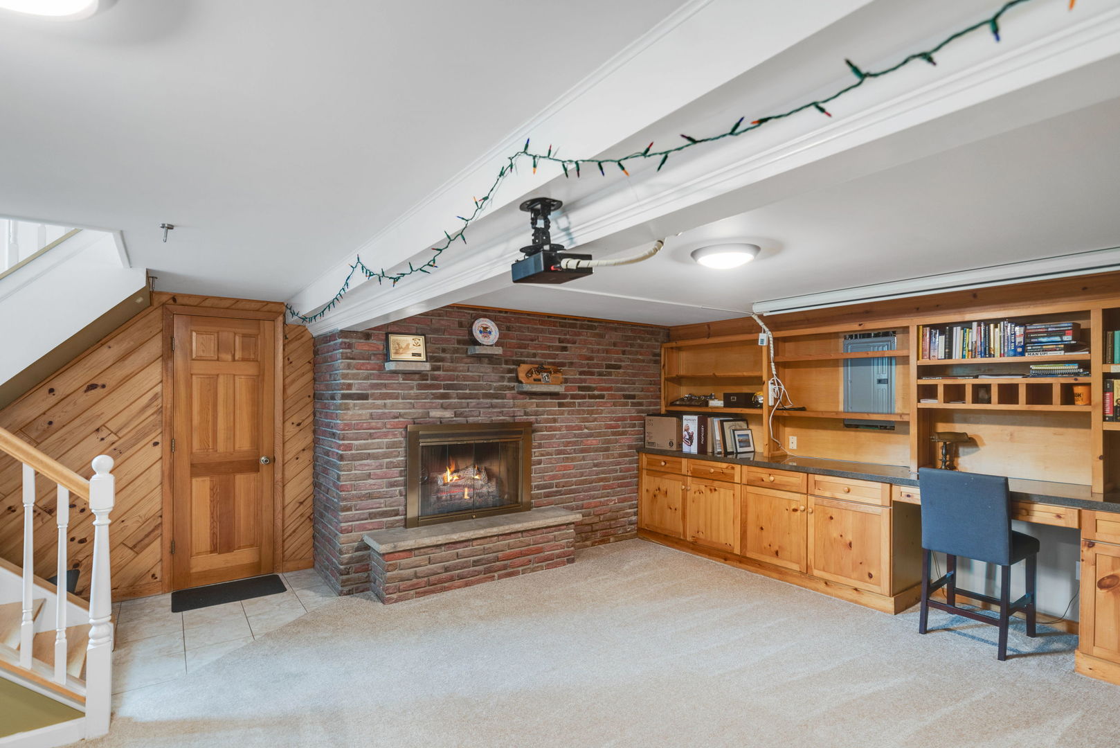 21056 W Sylvan Drive, Mundelein, IL 60060