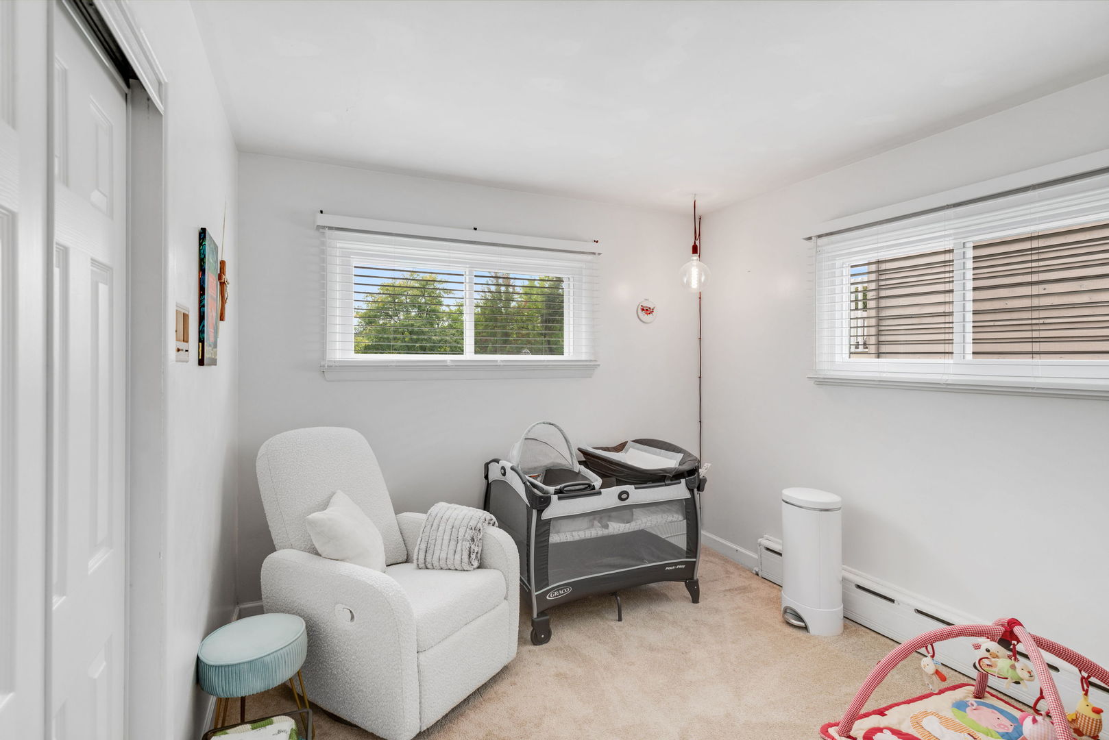 21056 W Sylvan Drive, Mundelein, IL 60060