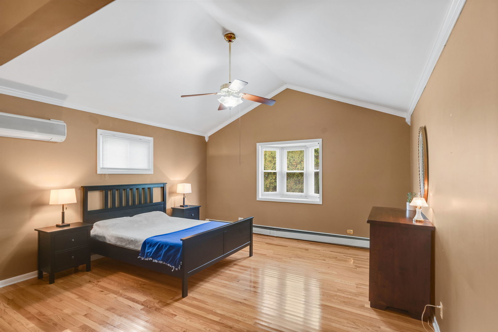 21056 W Sylvan Drive, Mundelein, IL 60060