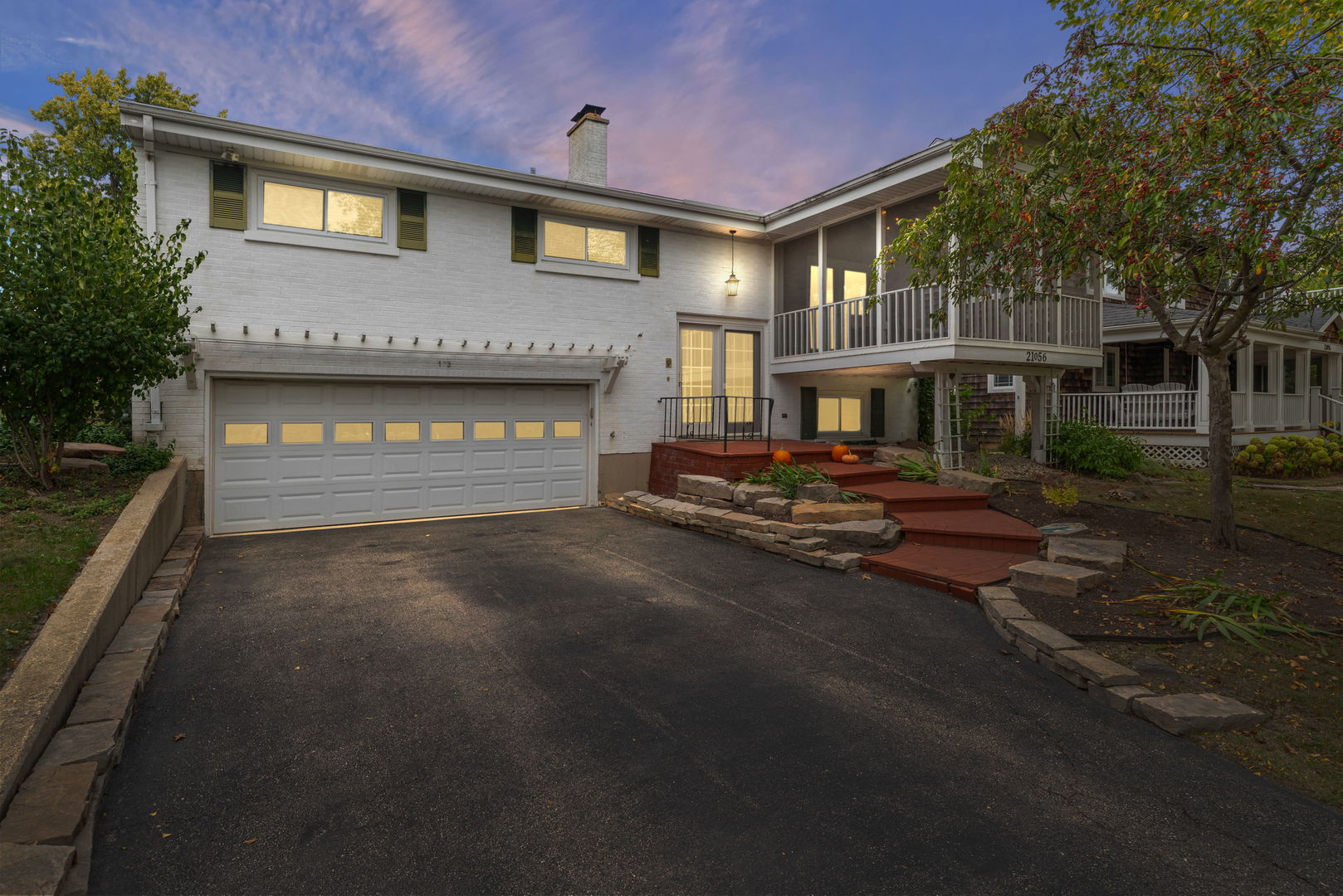 21056 W Sylvan Drive, Mundelein, IL 60060