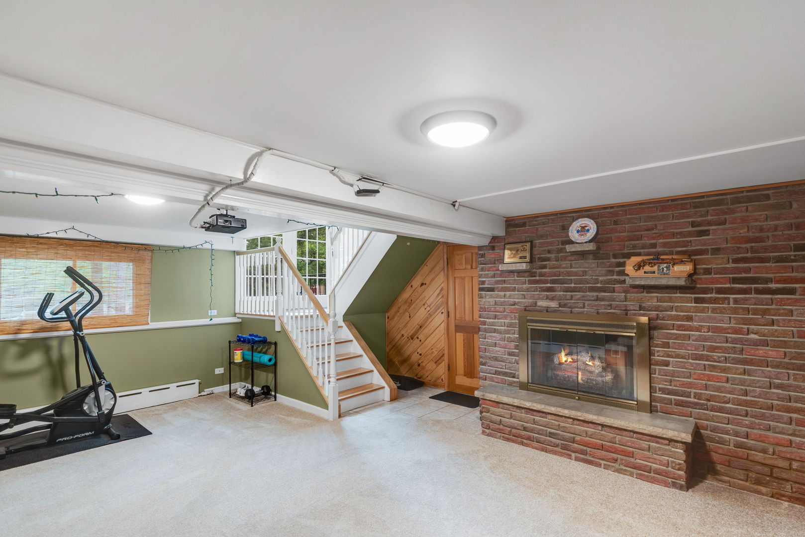 21056 W Sylvan Drive, Mundelein, IL 60060