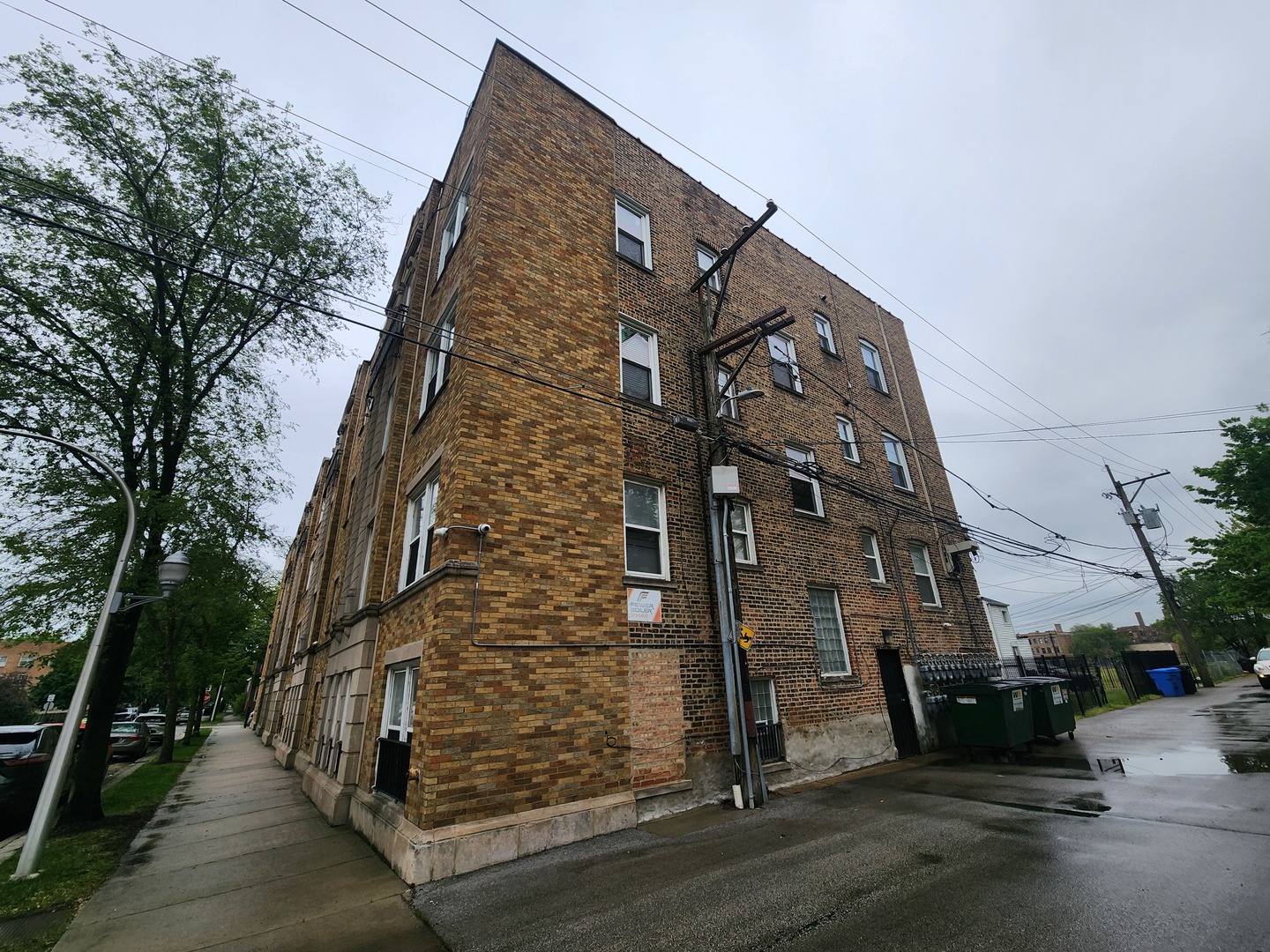 7000 S East End Avenue #303, Chicago, IL 60649