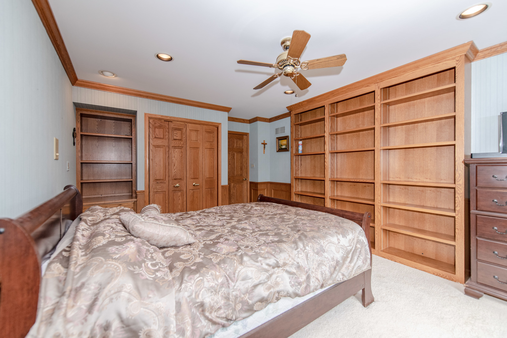 717 Westridge Road, Joliet, IL 60431