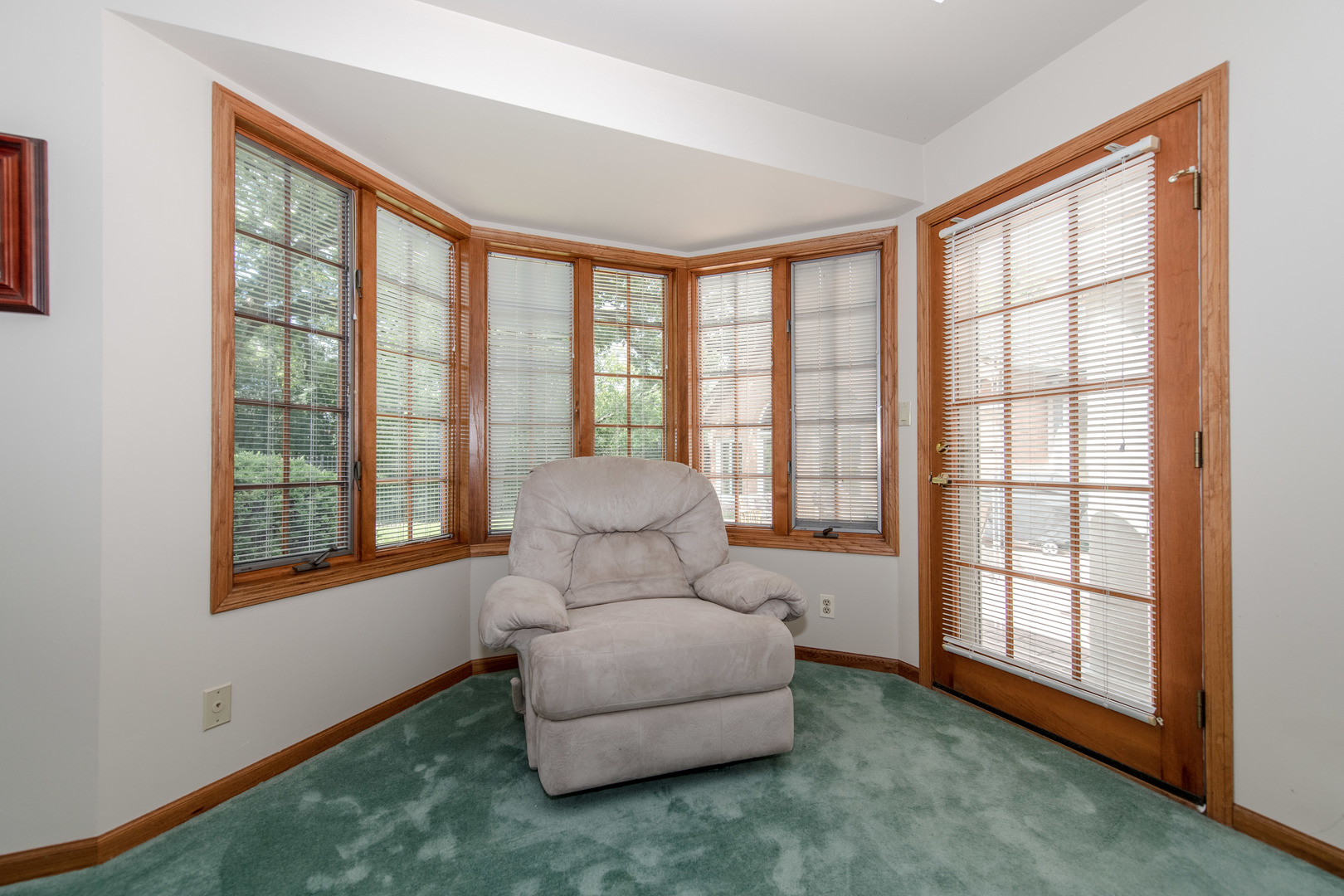 717 Westridge Road, Joliet, IL 60431