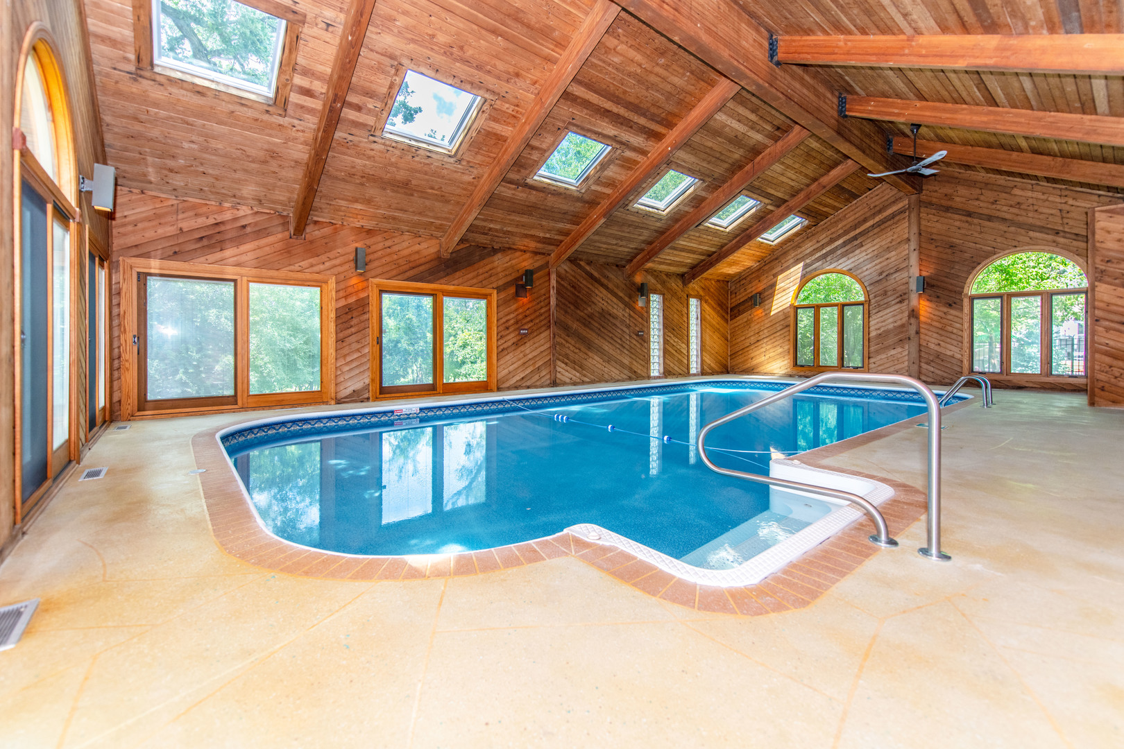 717 Westridge Road, Joliet, IL 60431