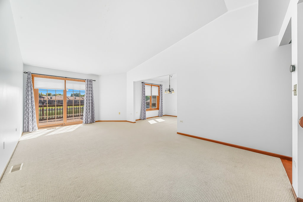 14325 Clearview Drive, Orland Park, IL 60462