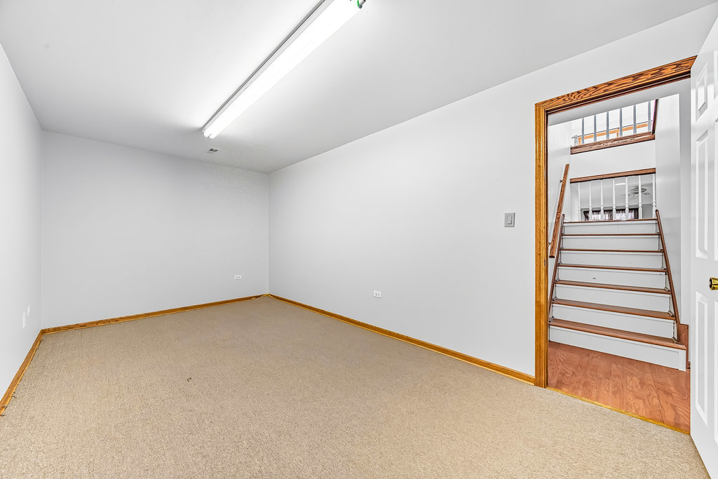 14325 Clearview Drive, Orland Park, IL 60462