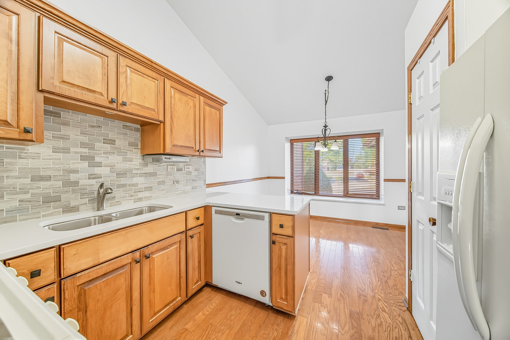 14325 Clearview Drive, Orland Park, IL 60462