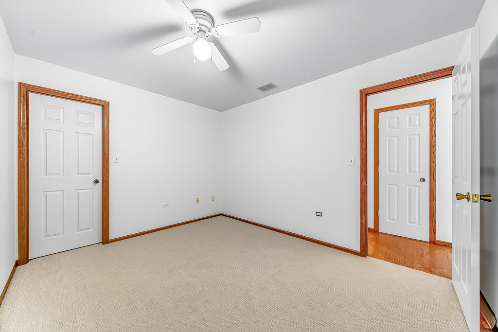 14325 Clearview Drive, Orland Park, IL 60462