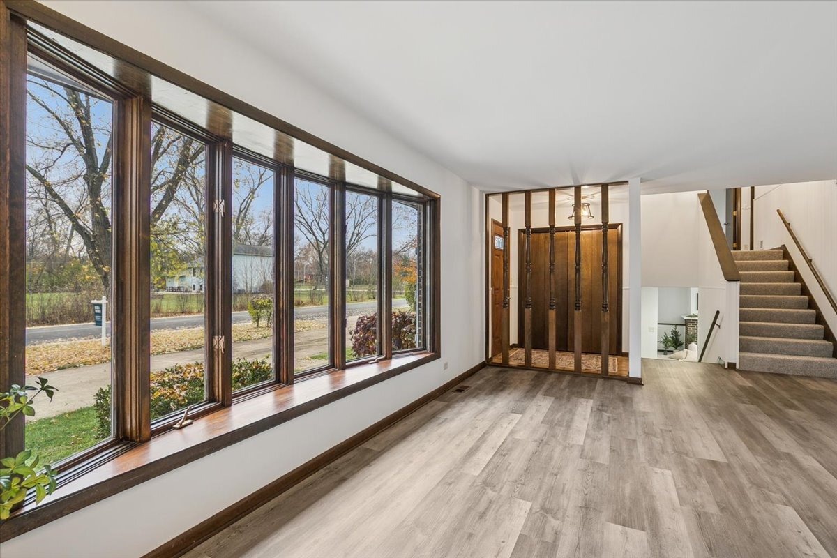 Libertyville, IL 60045