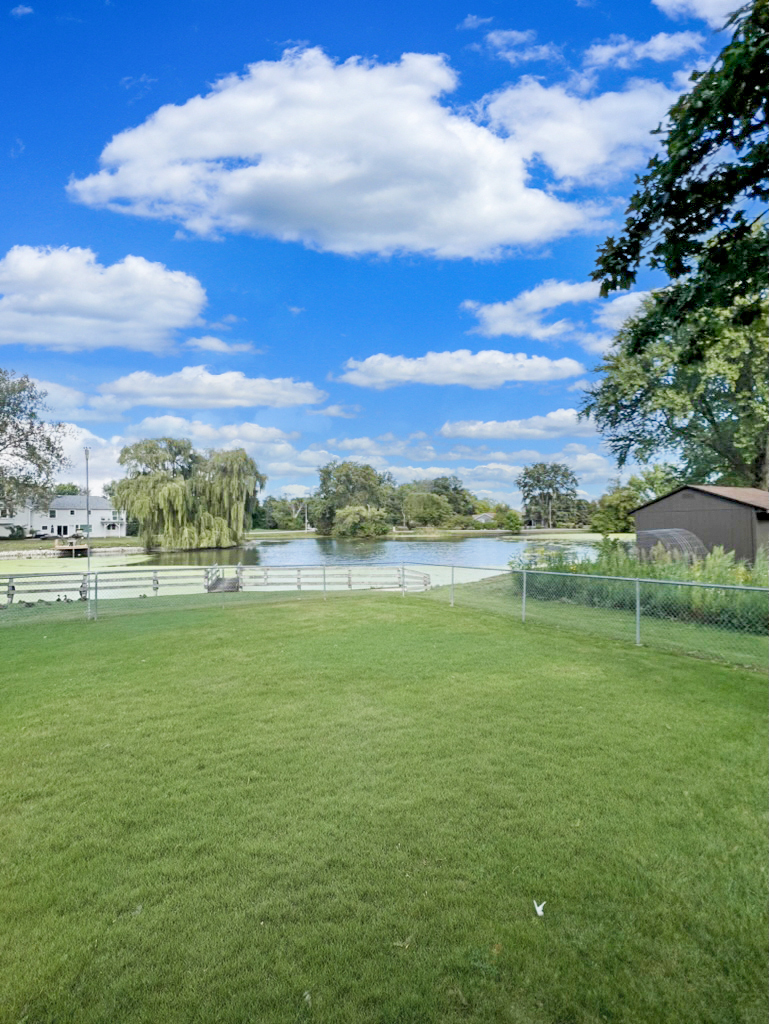 Libertyville, IL 60045