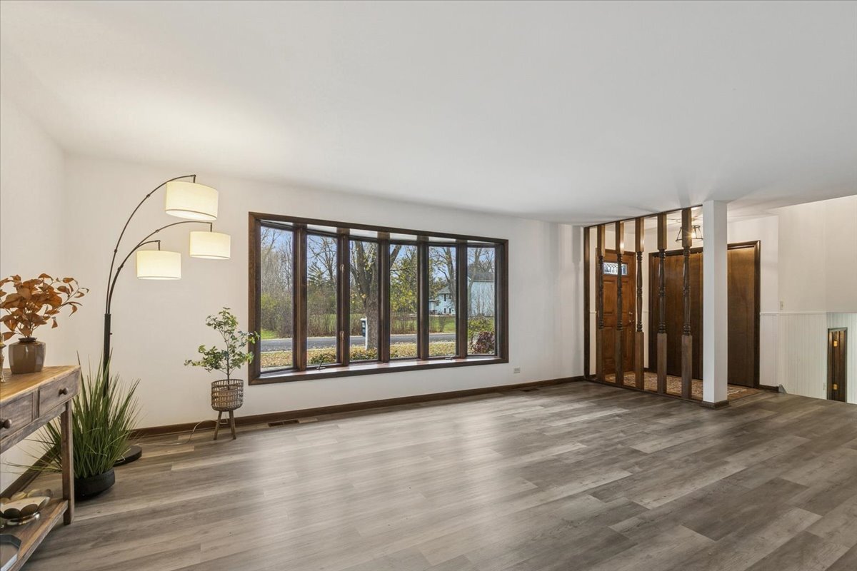 Libertyville, IL 60045