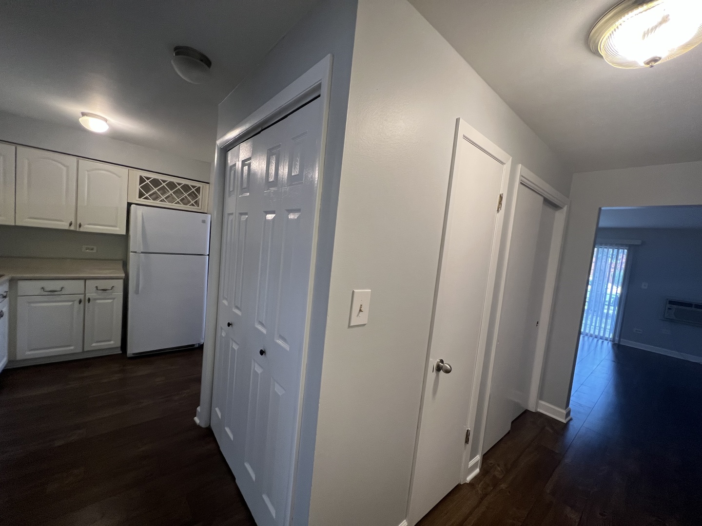 1353 Perry Street #2, Des Plaines, IL 60016