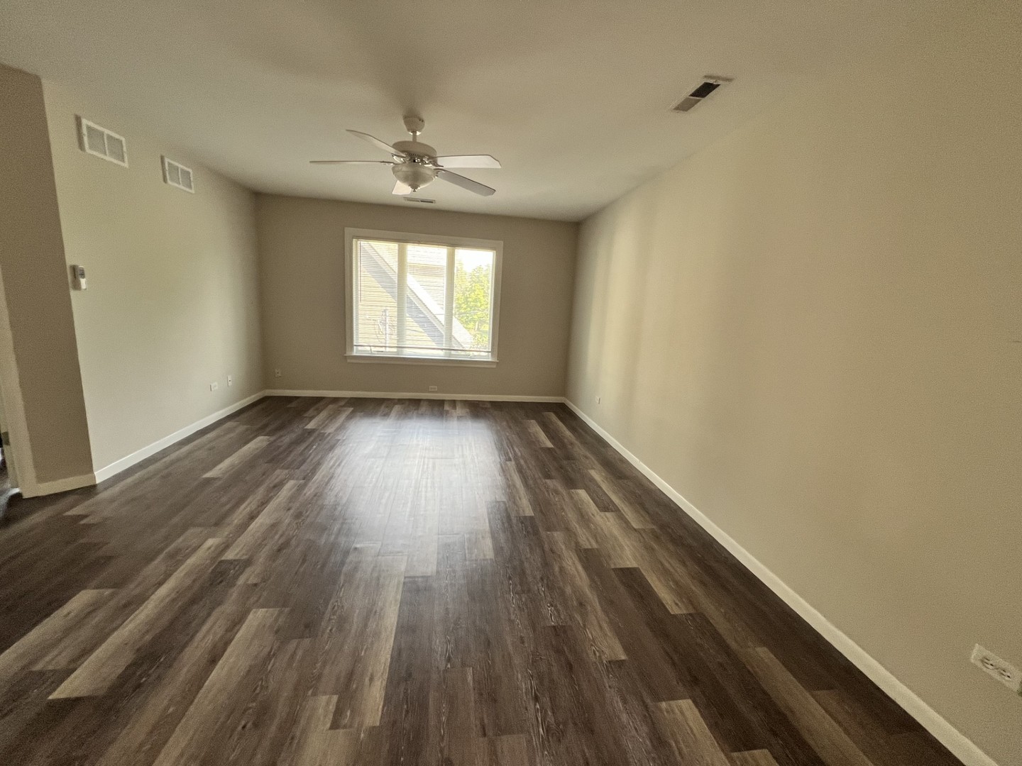 274 S Lake Street #D, Grayslake, IL 60030