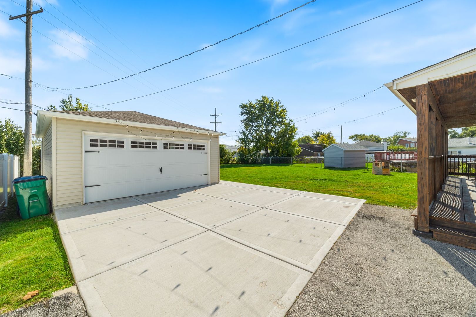 7905 Garden Court, Bridgeview, IL 60455