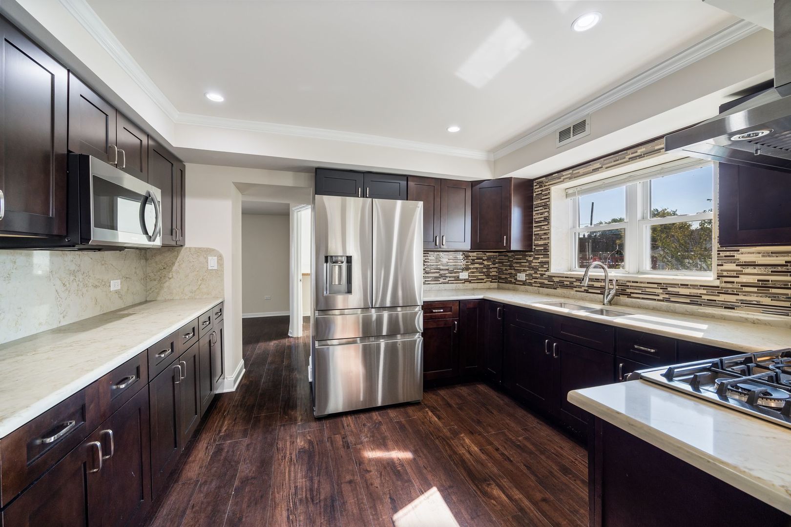 7905 Garden Court, Bridgeview, IL 60455